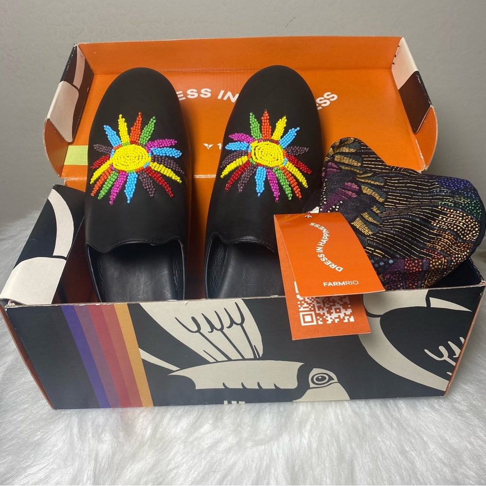 FARM Rio Black Sunshine Flat Mules with Colorful Bead Design Sz 10 - Picture 8 of 10